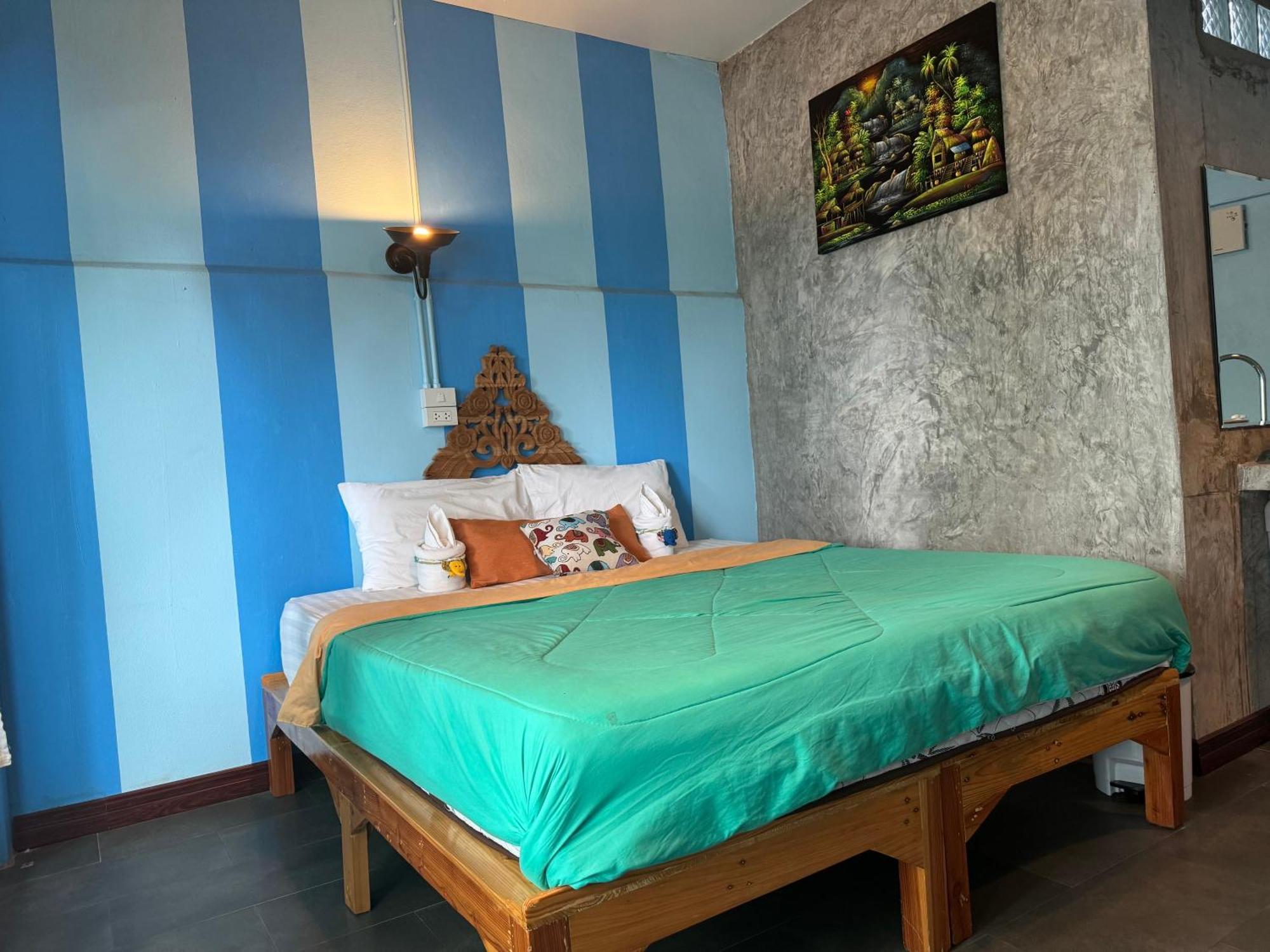 Retro At Phra Sing Guest House Chiang Mai Esterno foto