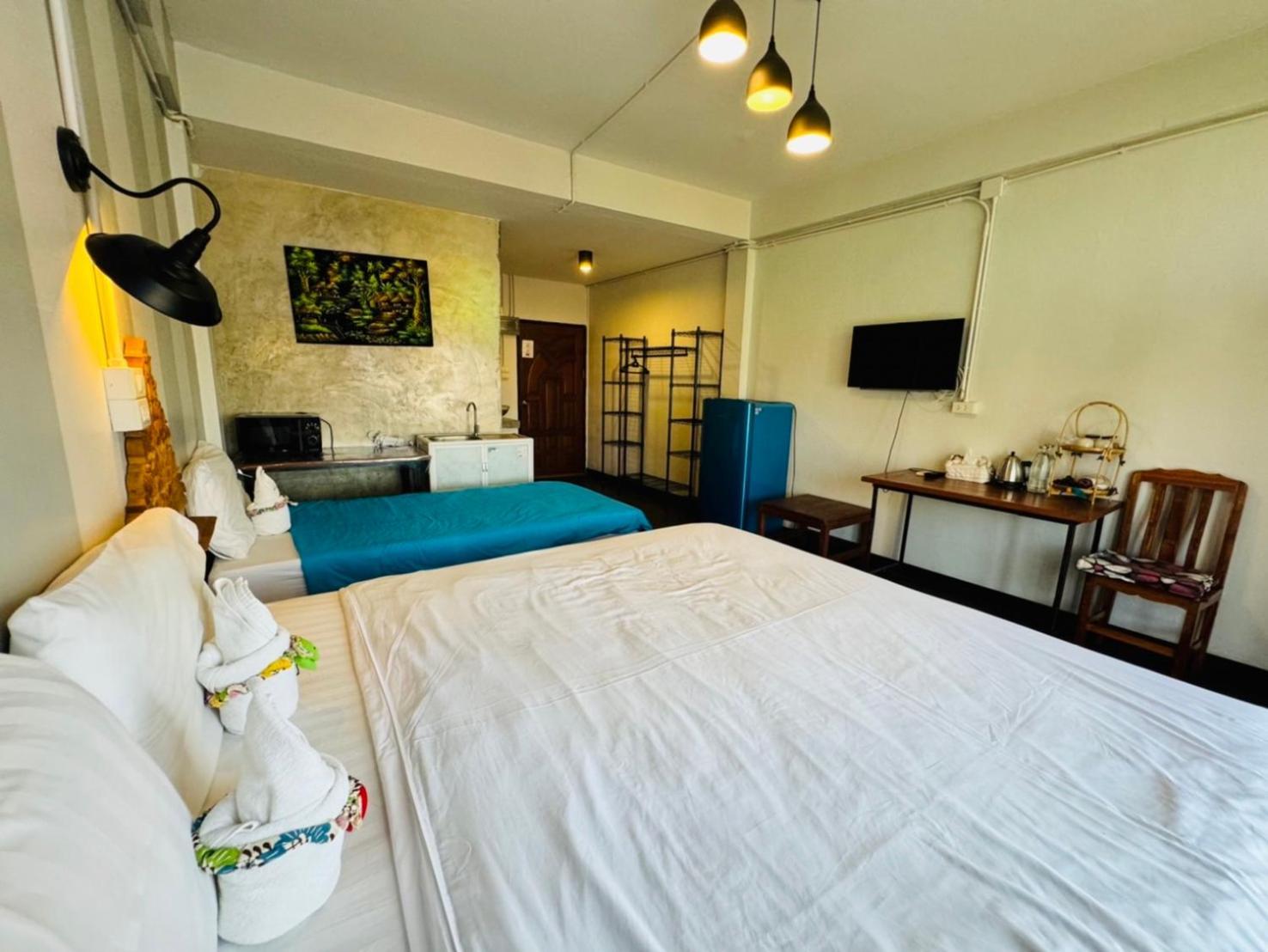 Retro At Phra Sing Guest House Chiang Mai Esterno foto